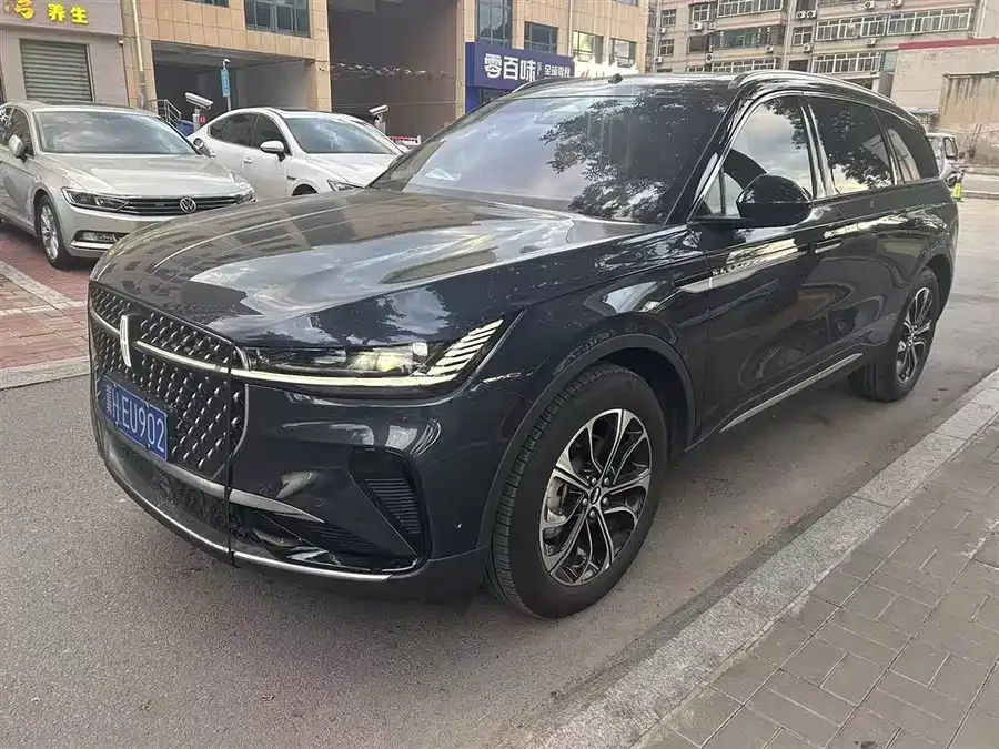 Lincoln Navigator