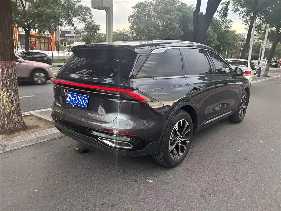 Lincoln Navigator