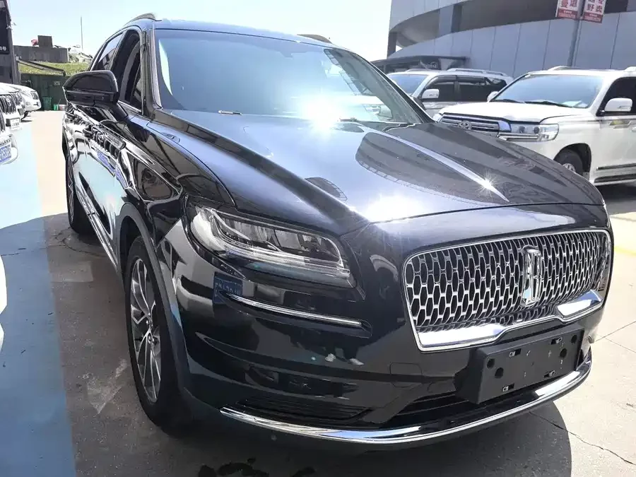Lincoln Navigator