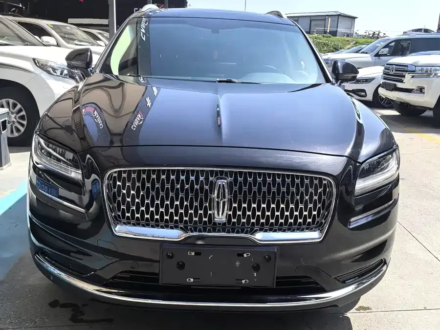 Lincoln Navigator