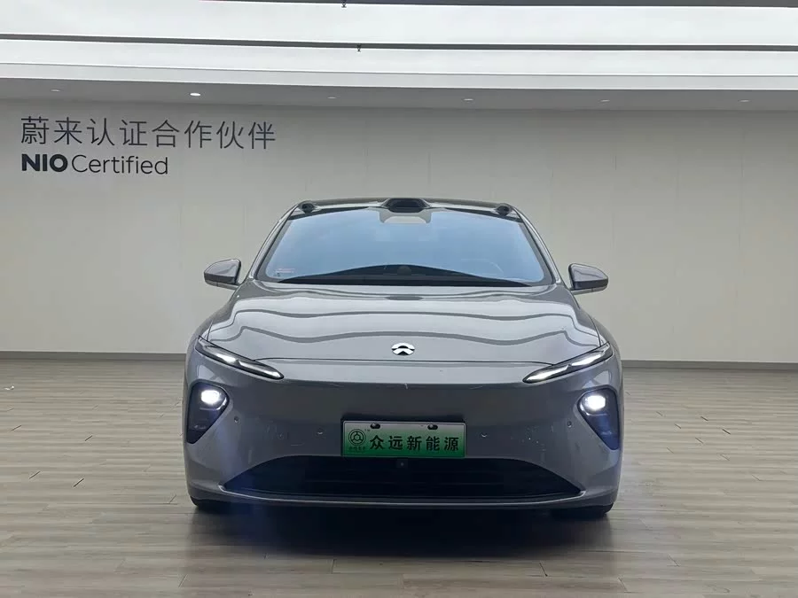 NIO ET7