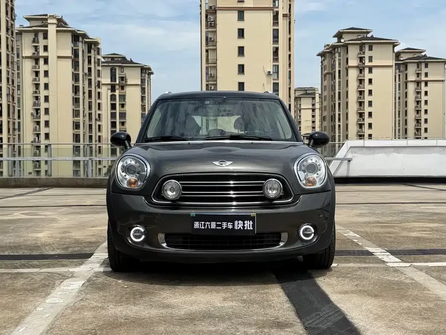MINI COUNTRYMAN