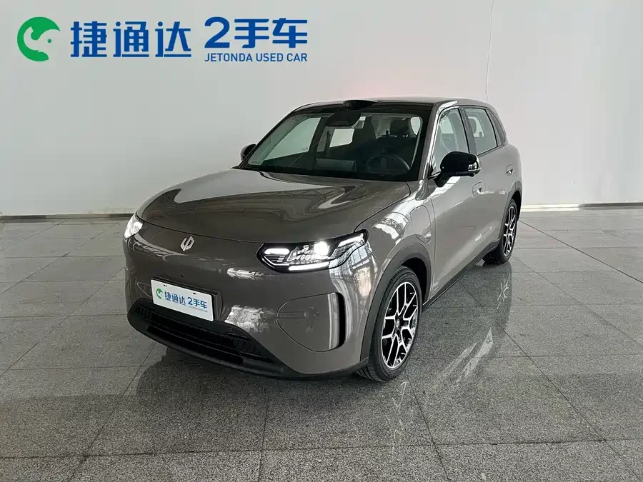 Leapmotor A10