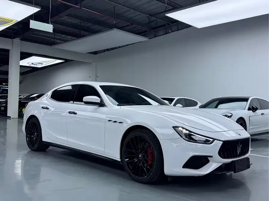 Maserati Ghibli