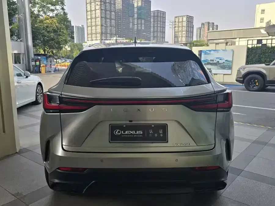 Lexus NX