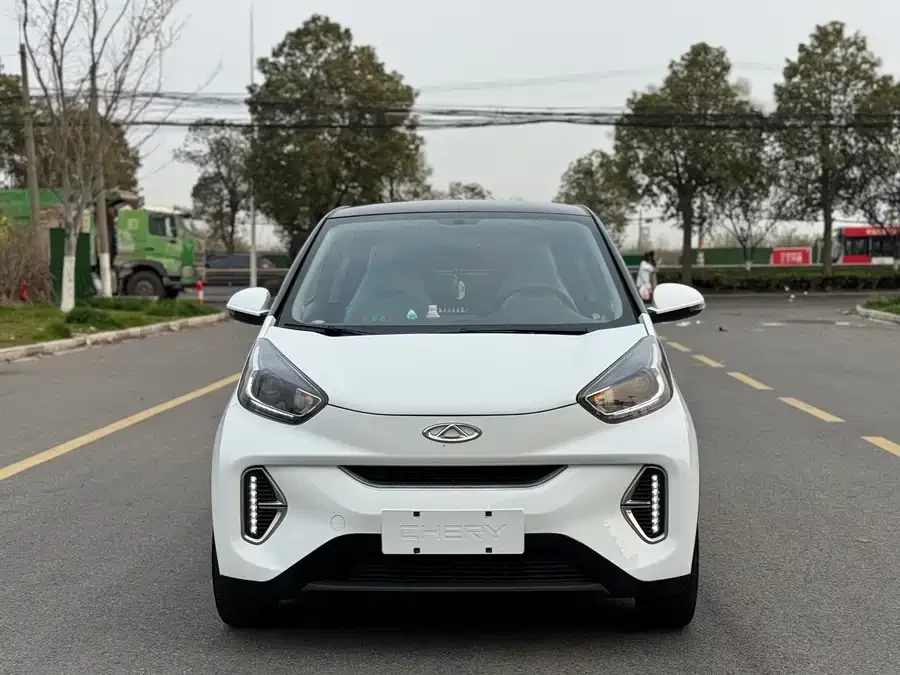 Chery QQ small ant