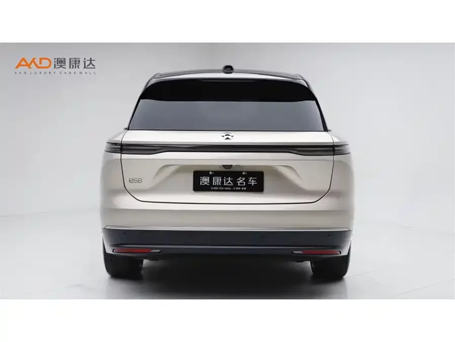 NIO ES8