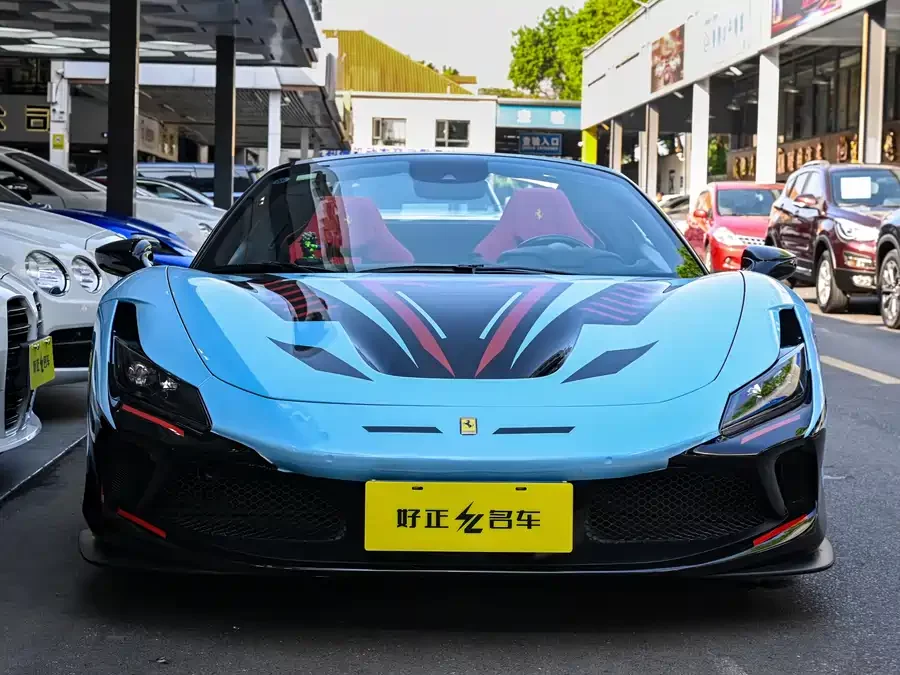 Ferrari F8