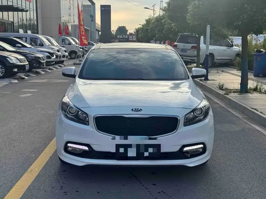 Kia K4