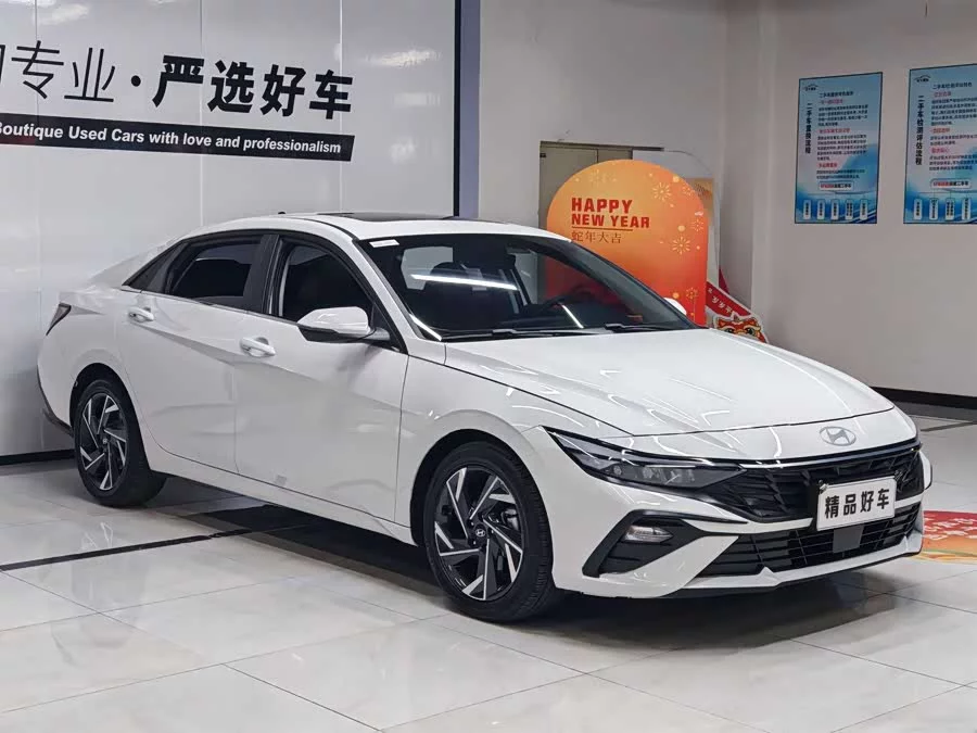 Hyundai Elantra