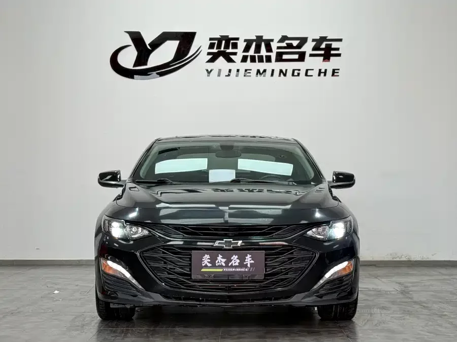 Chevrolet Malibu XL