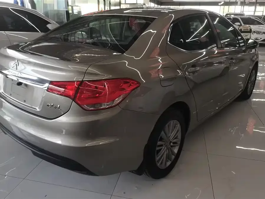 Citroën C4L