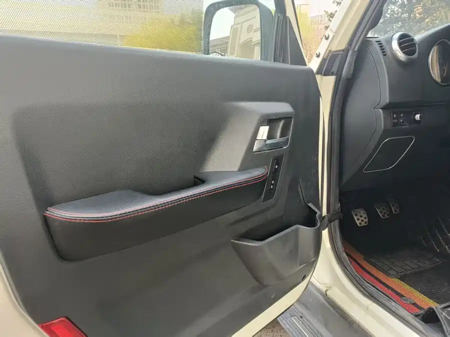 BAIC BJ40
