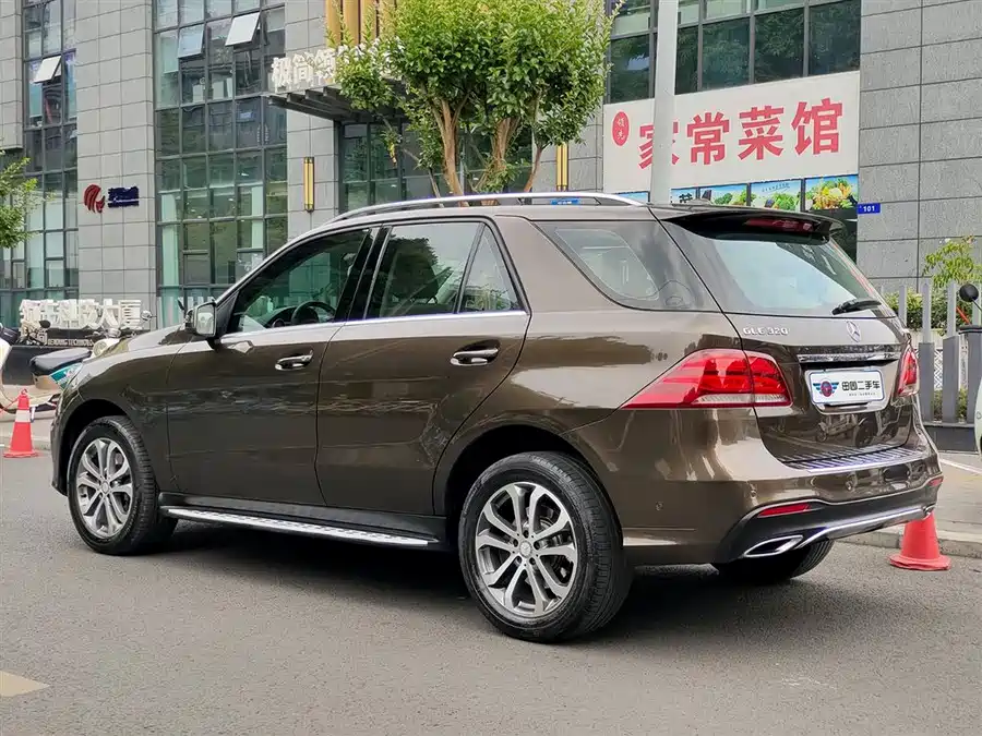 Mercedes Benz GLE (Imported)