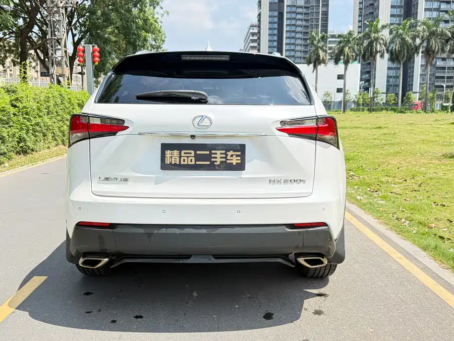 Lexus NX