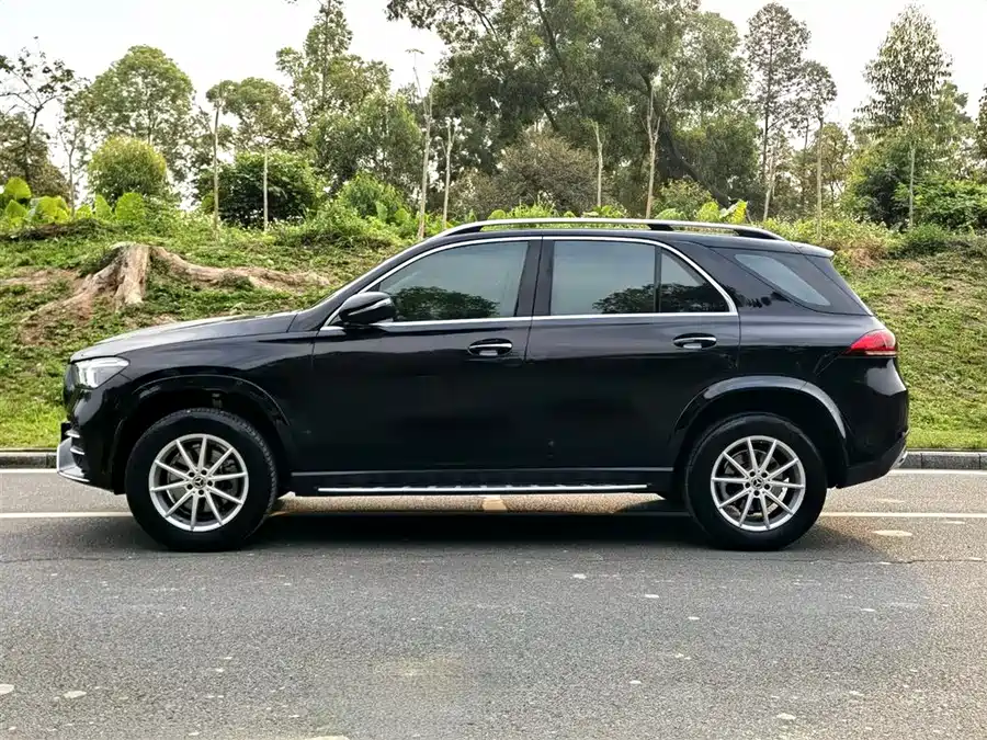 Mercedes Benz GLE (Imported)