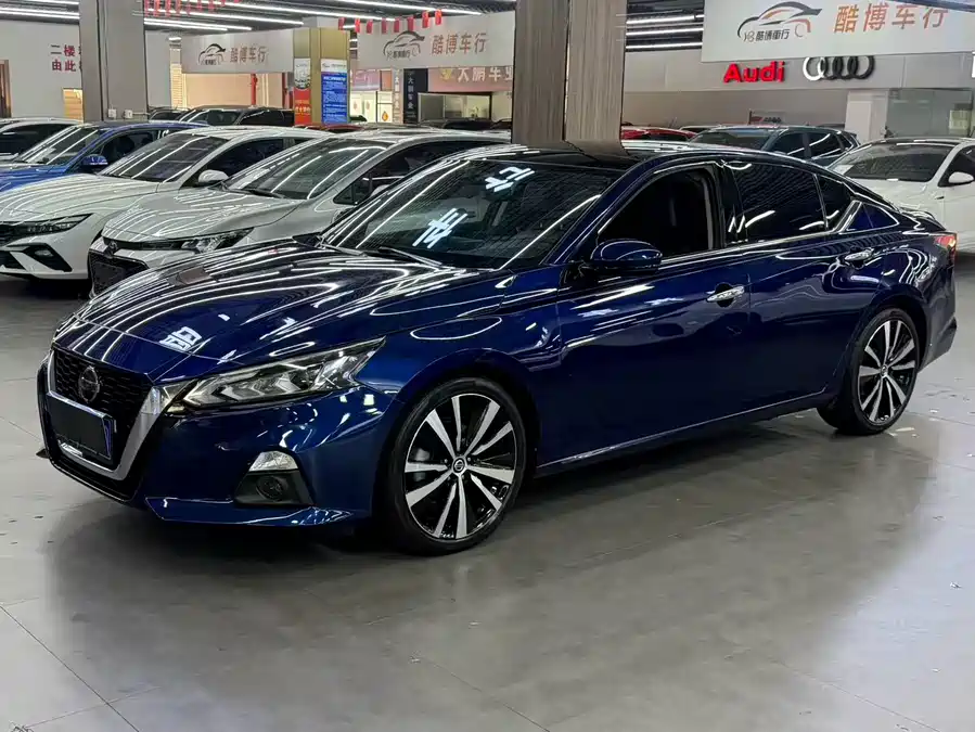Nissan Teana
