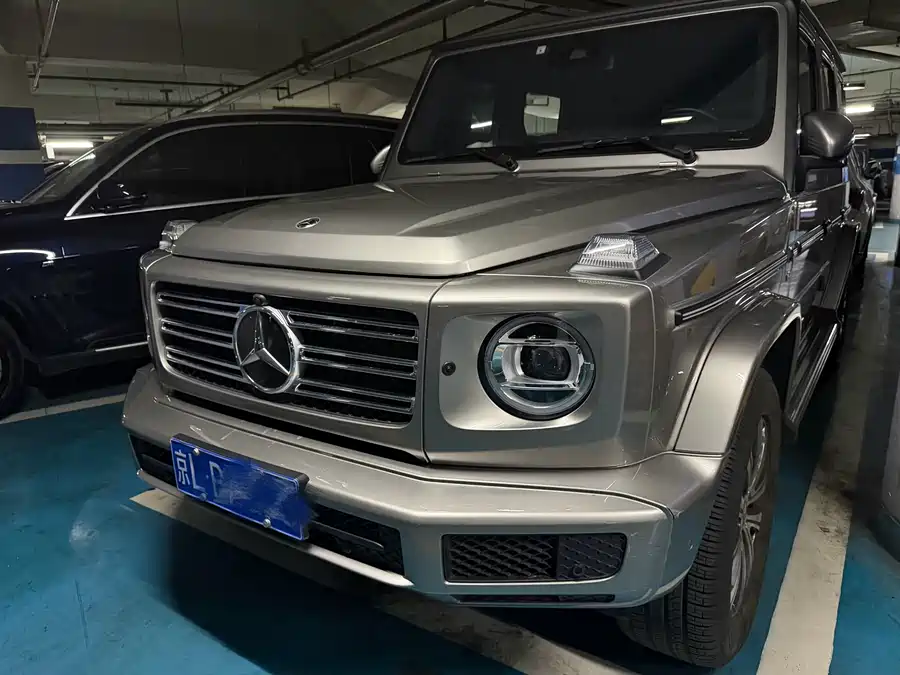 Mercedes Benz G-rated