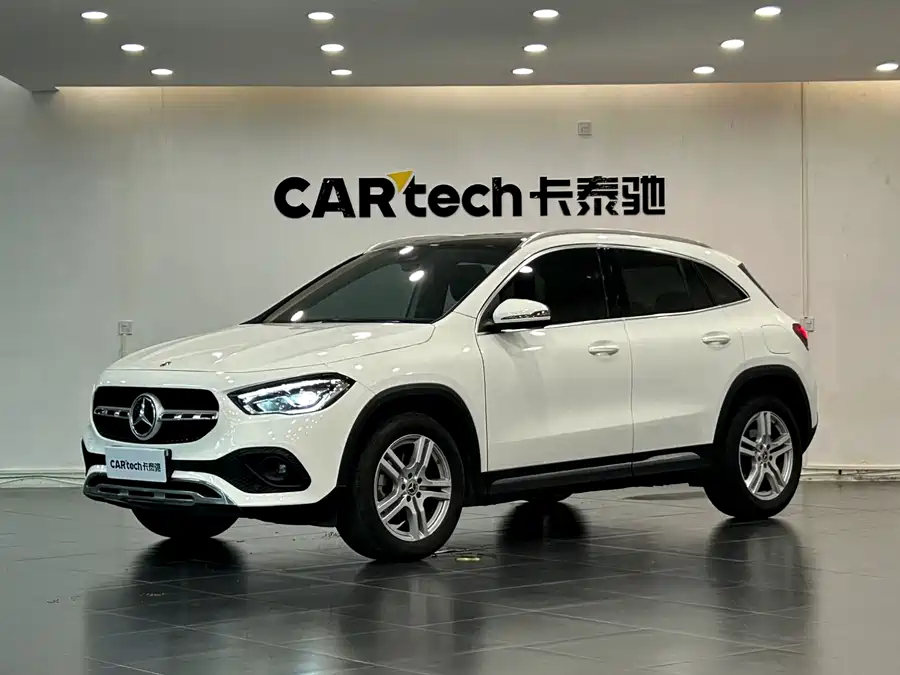 Mercedes Benz GLA
