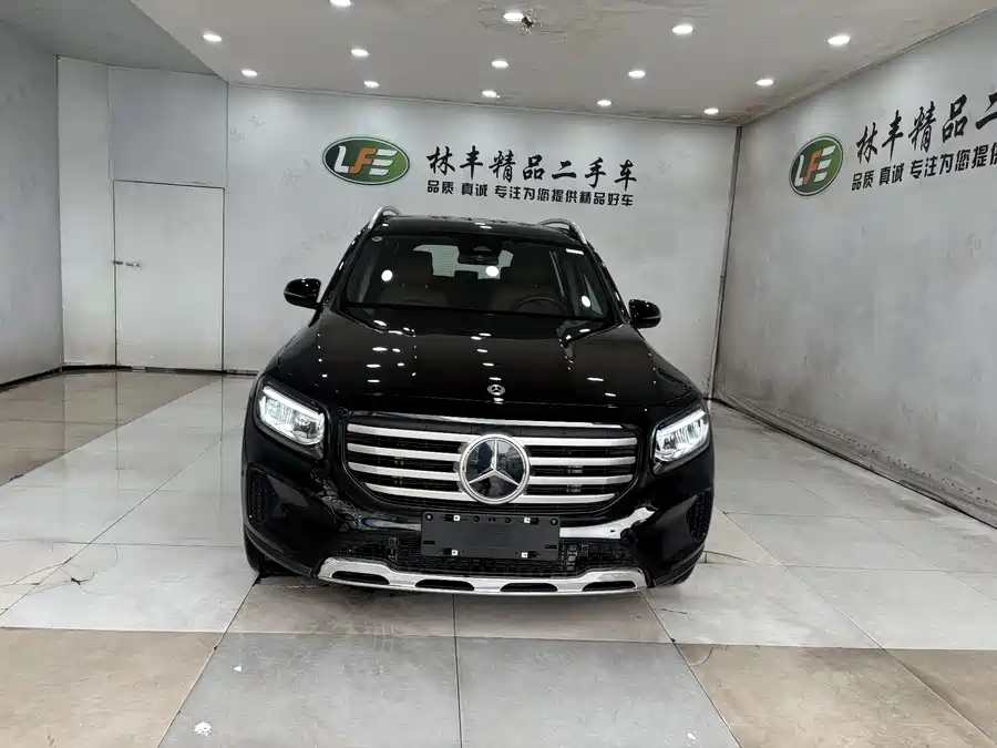 Mercedes Benz GLB