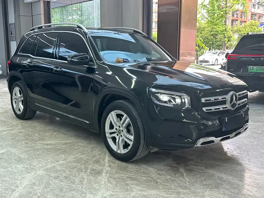 Mercedes Benz GLB