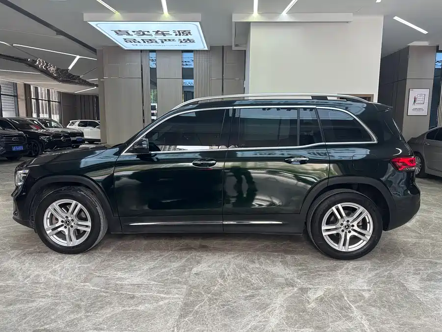 Mercedes Benz GLB