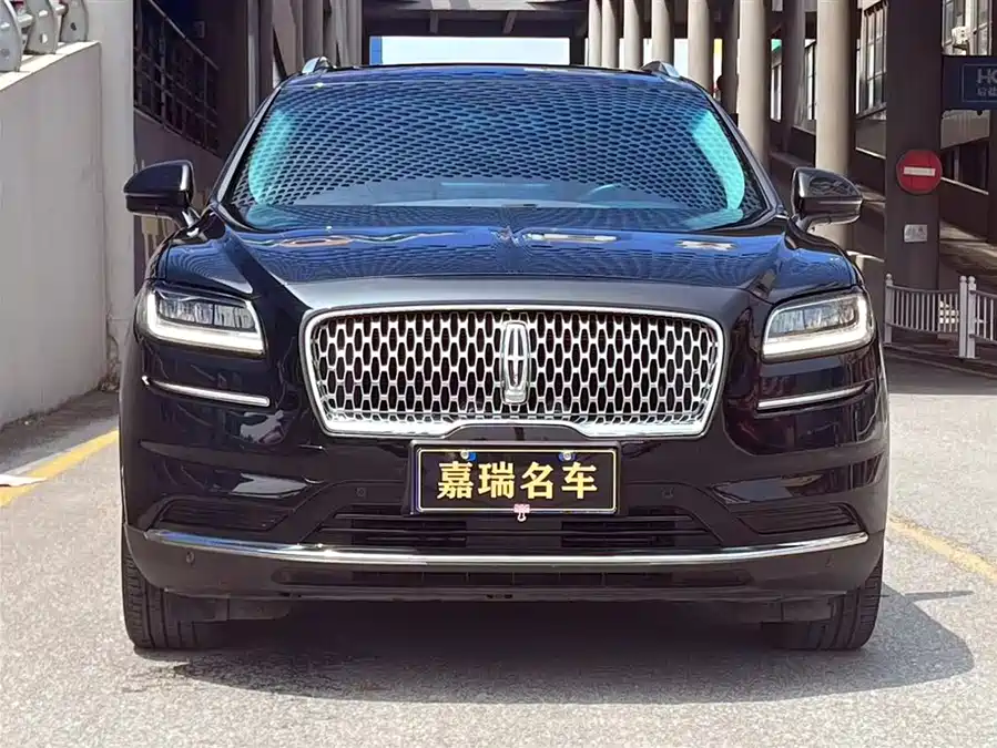 Lincoln Navigator