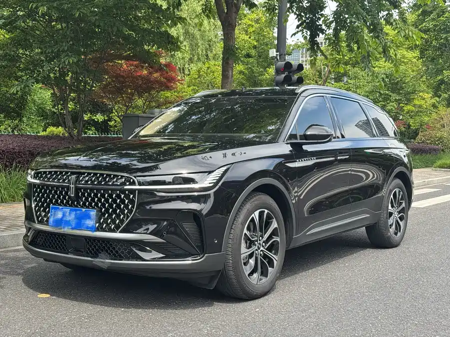 Lincoln Navigator