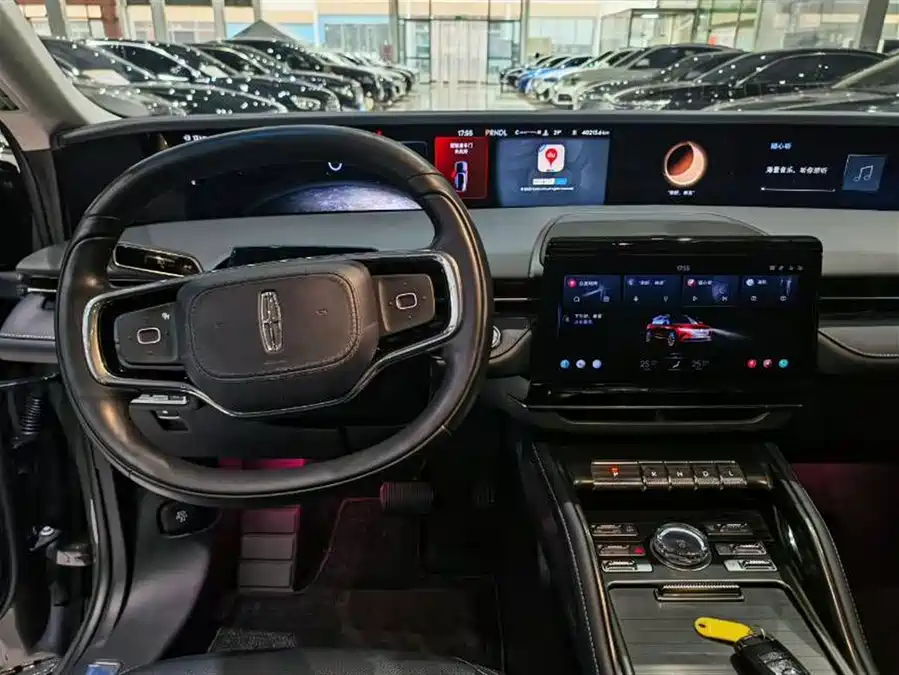 Lincoln Navigator