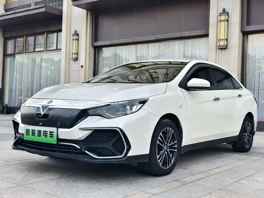 Venucia D60EV