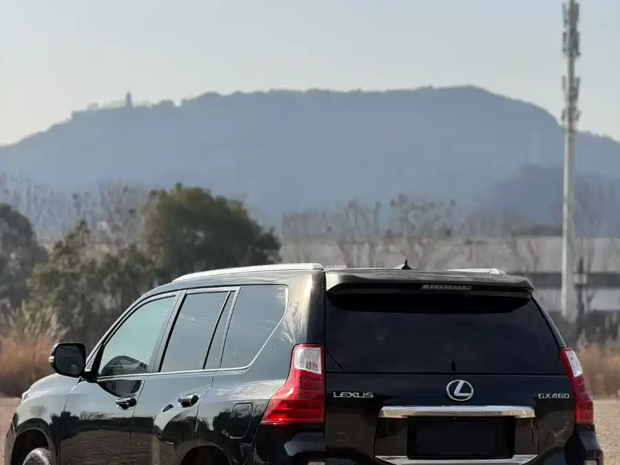 Lexus GX