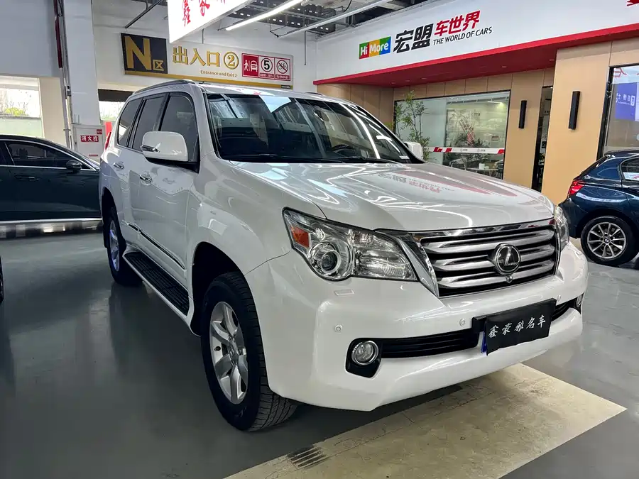 Lexus GX