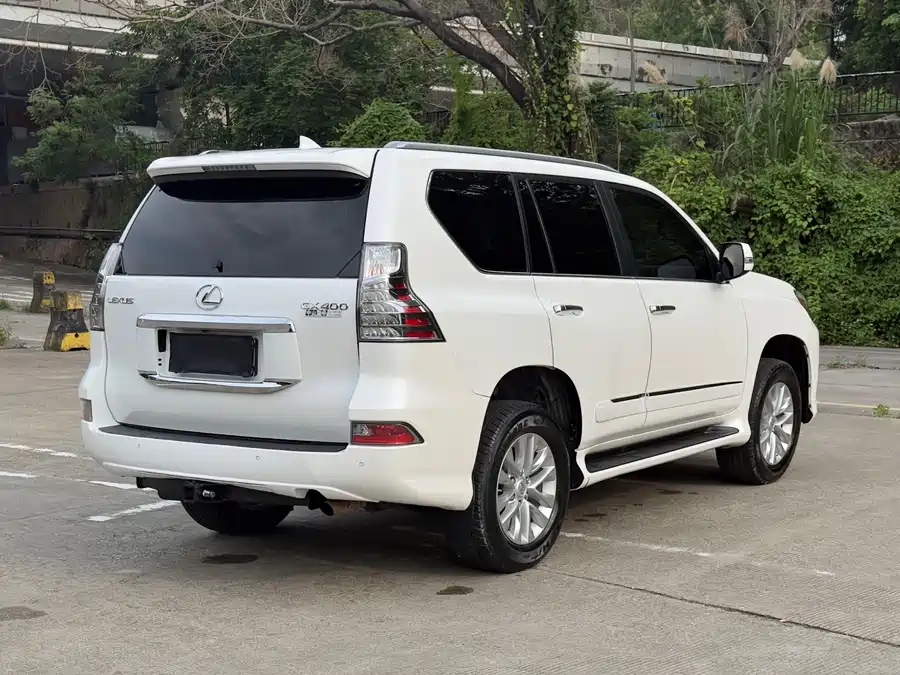 Lexus GX
