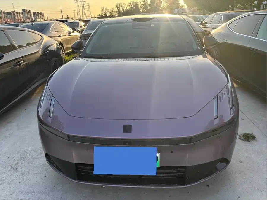 Lynk & Co 10