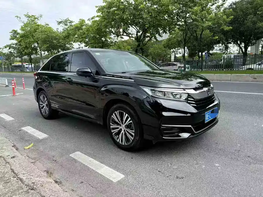 Honda Crown Road