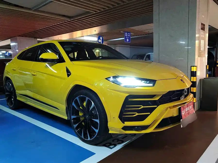 Lamborghini Urus