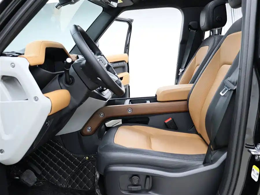 Land Rover guard
