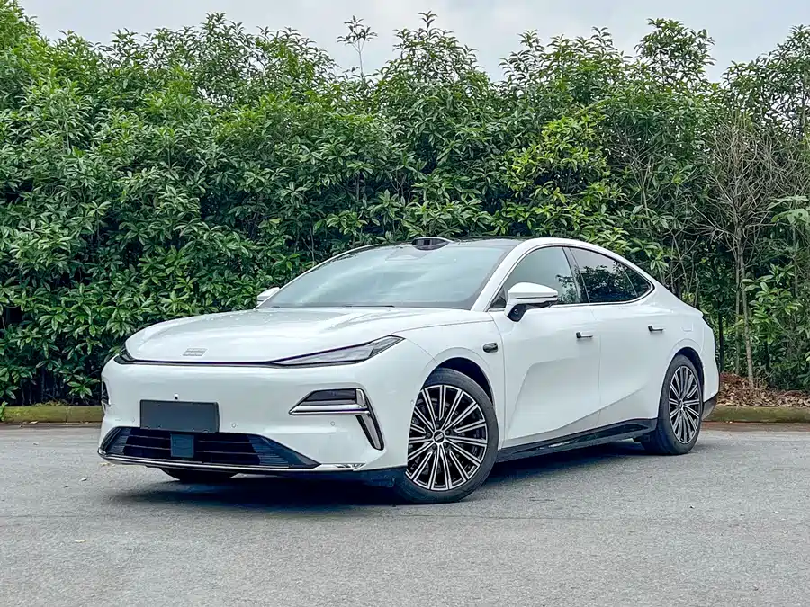 Geely Galaxy Star 8