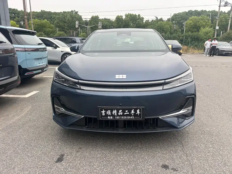 Geely Galaxy A7 EM
