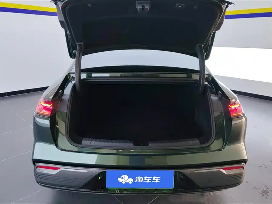 Geely Galaxy Star 8