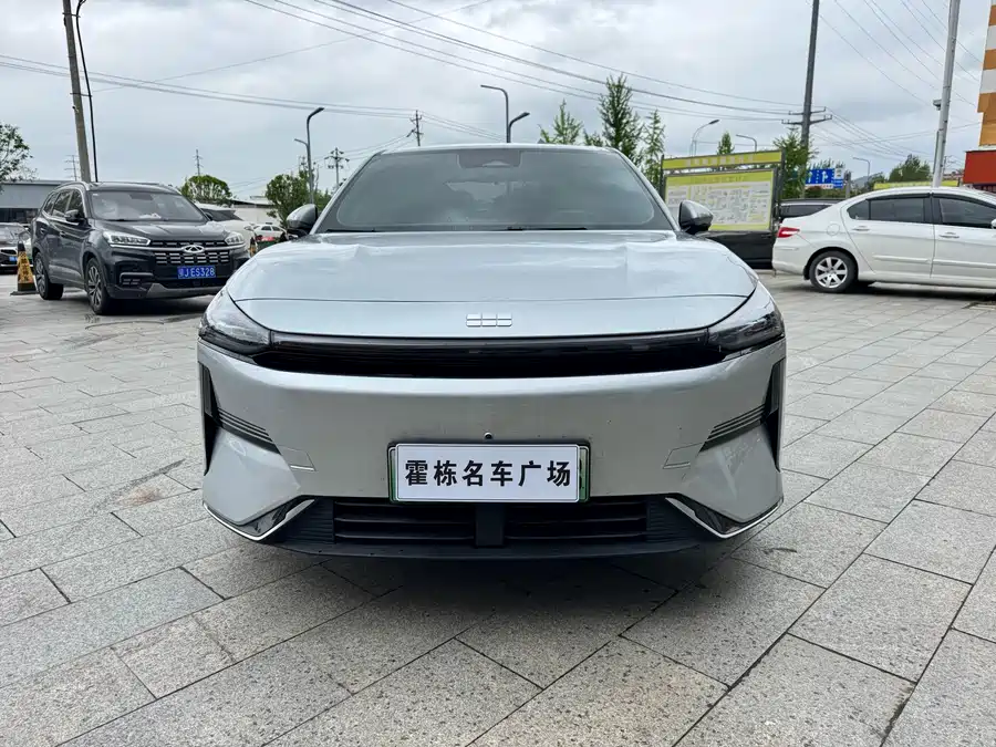 Geely Galaxy L6