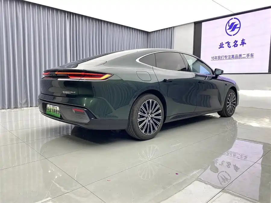 Geely Galaxy Star 8