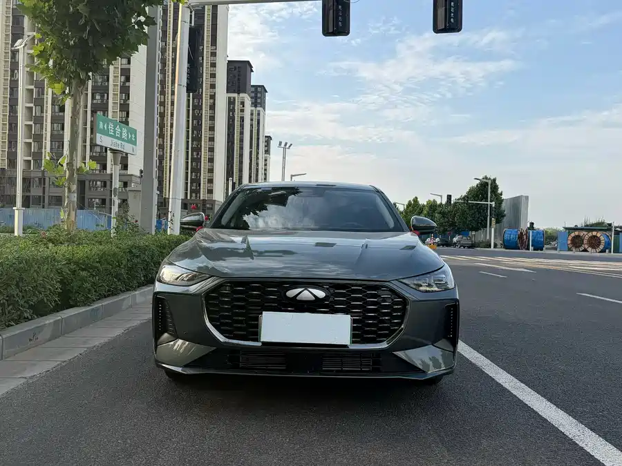 Chery Fengyun A8L