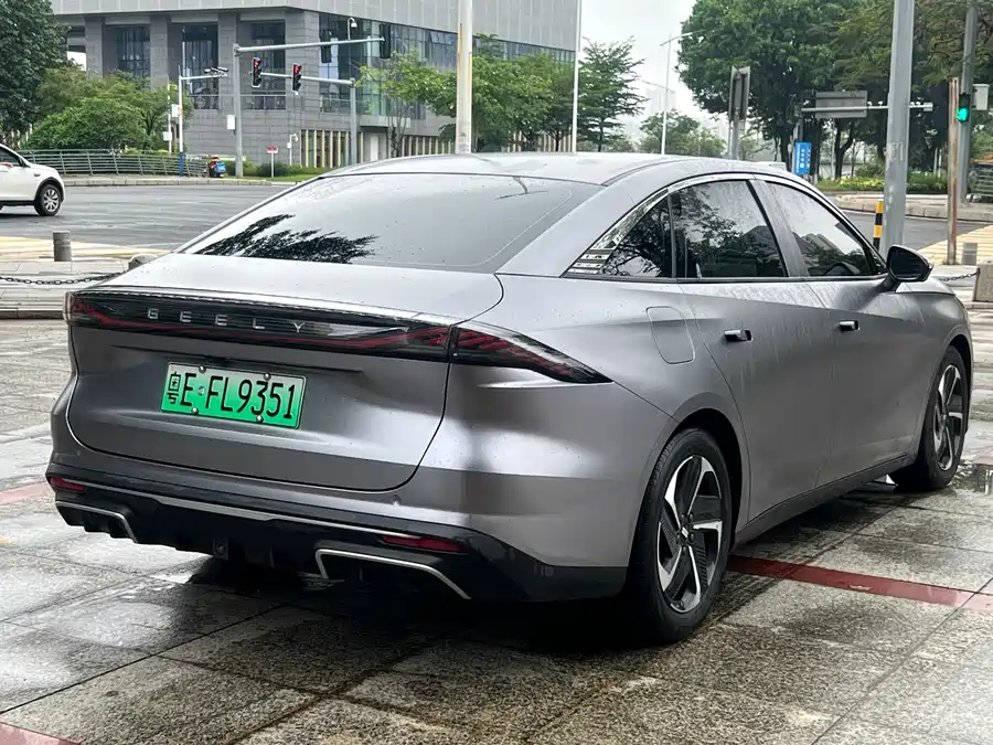 Geely Galaxy L6