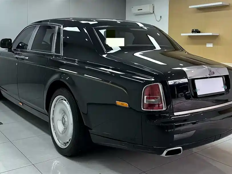 Rolls-Royce Phantom