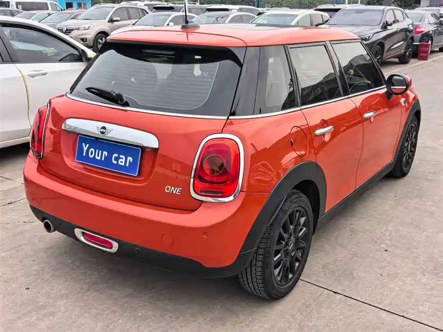 MINI 