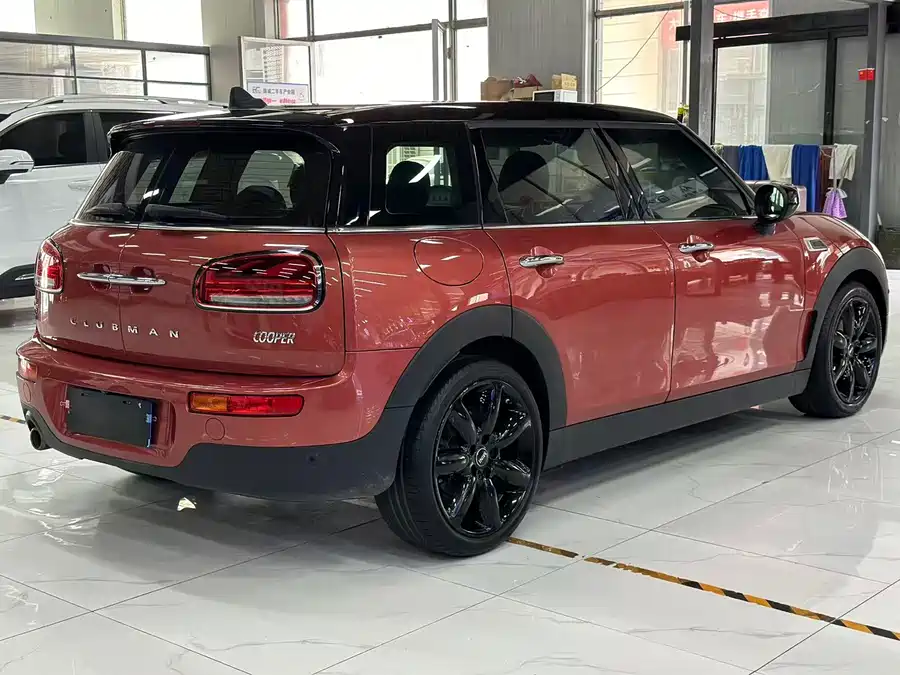 MINI CLUBMAN