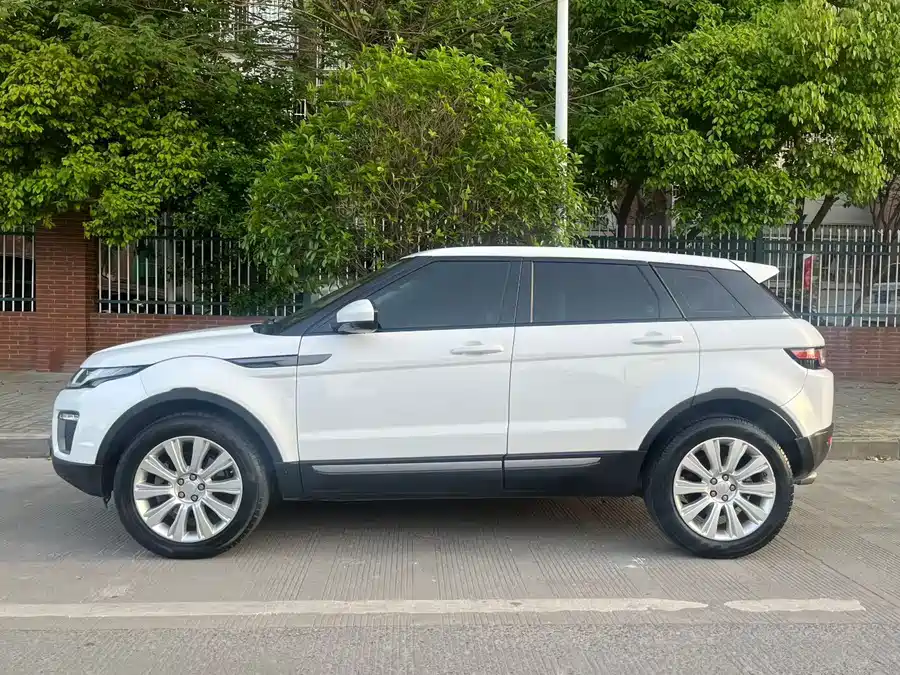 Land Rover Range Rover Aurora