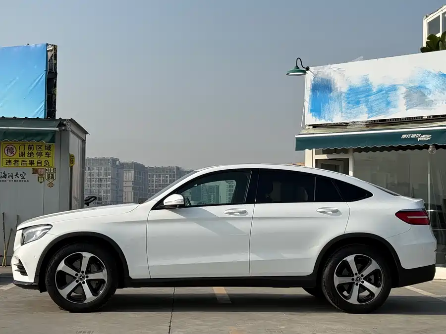 Mercedes Benz GLC coupe