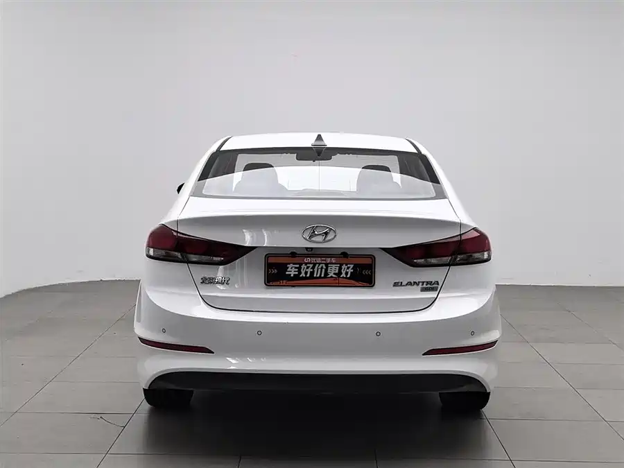 Hyundai elantra